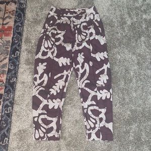 ANTHROPOLOGIE PURPLE WHITE PRINTED TROUSERS SIZE 26